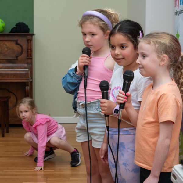 BTYD Karaoke-11
