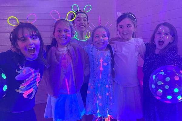 Glow party